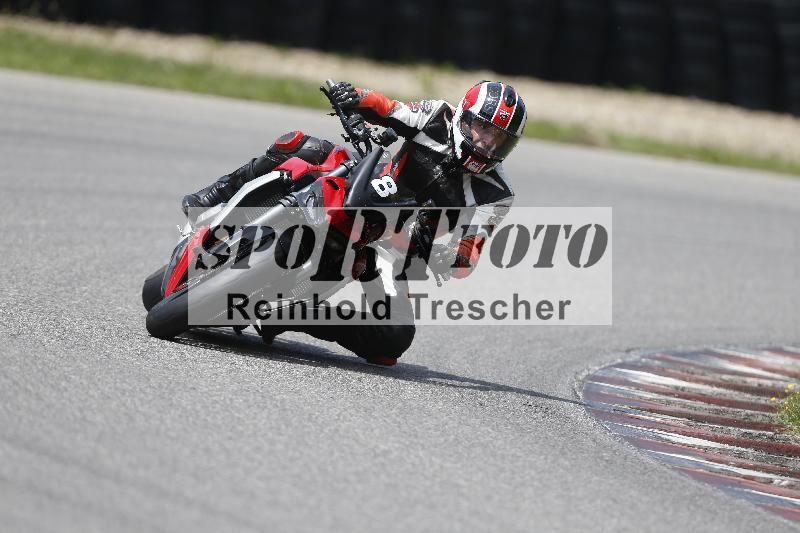 /Archiv-2025/27 12.06.2025 Ducati Schweiz Trackday Warmup  ADR/gelb-jeaune/8